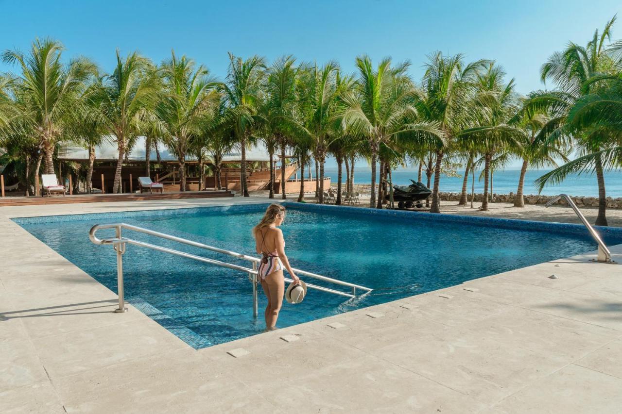 Castillete Hotel & Beach Club Tierra Bomba Bagian luar foto
